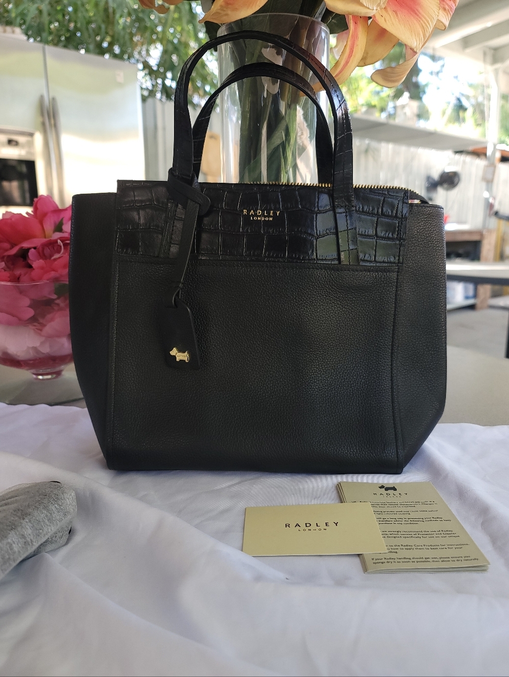 Radley London Black Leather Tote Bag - Picture 2 of 11